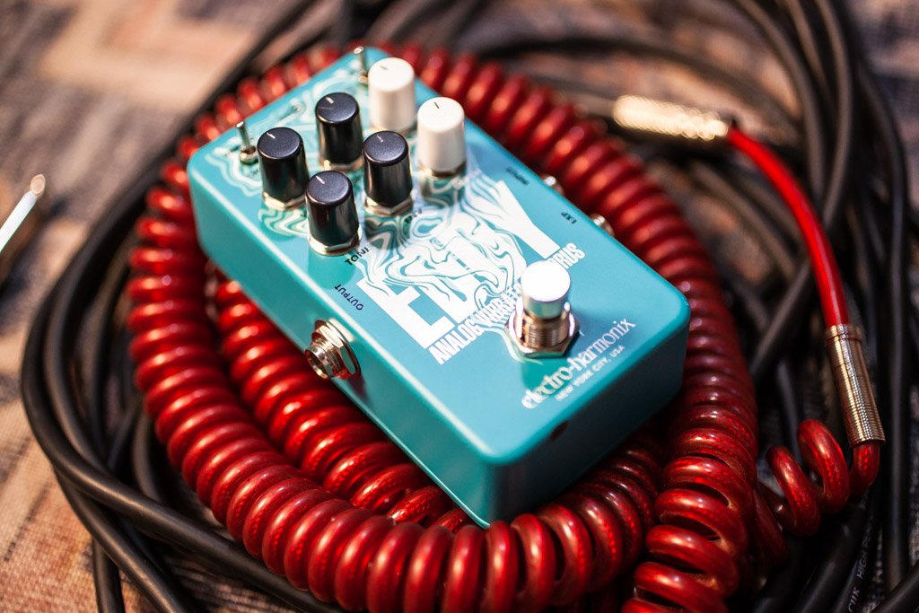 ELECTRO HARMONIX EDDY ANALOG VIBRATO CHORUS HAGGERTYS 03