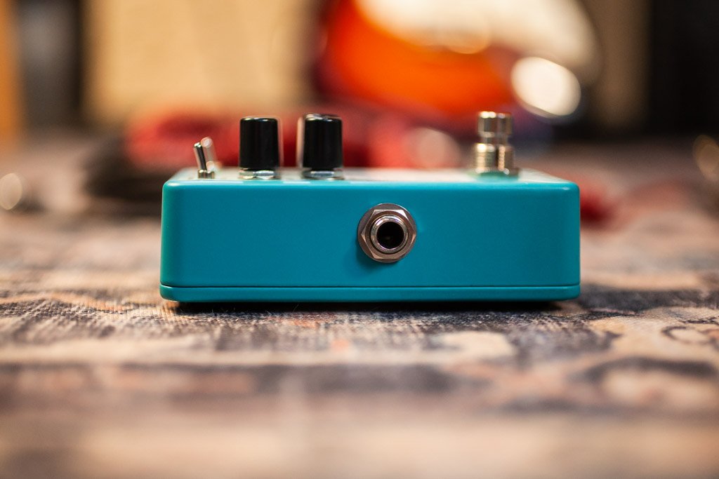 ELECTRO HARMONIX EDDY ANALOG VIBRATO CHORUS HAGGERTYS 08
