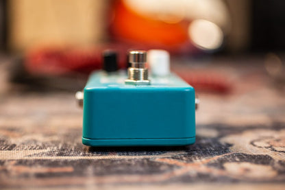 Electro-Harmonix - Eddy Analog Vibrato Guitar Effects Pedal