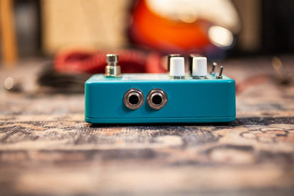 ELECTRO HARMONIX EDDY ANALOG VIBRATO CHORUS HAGGERTYS 10