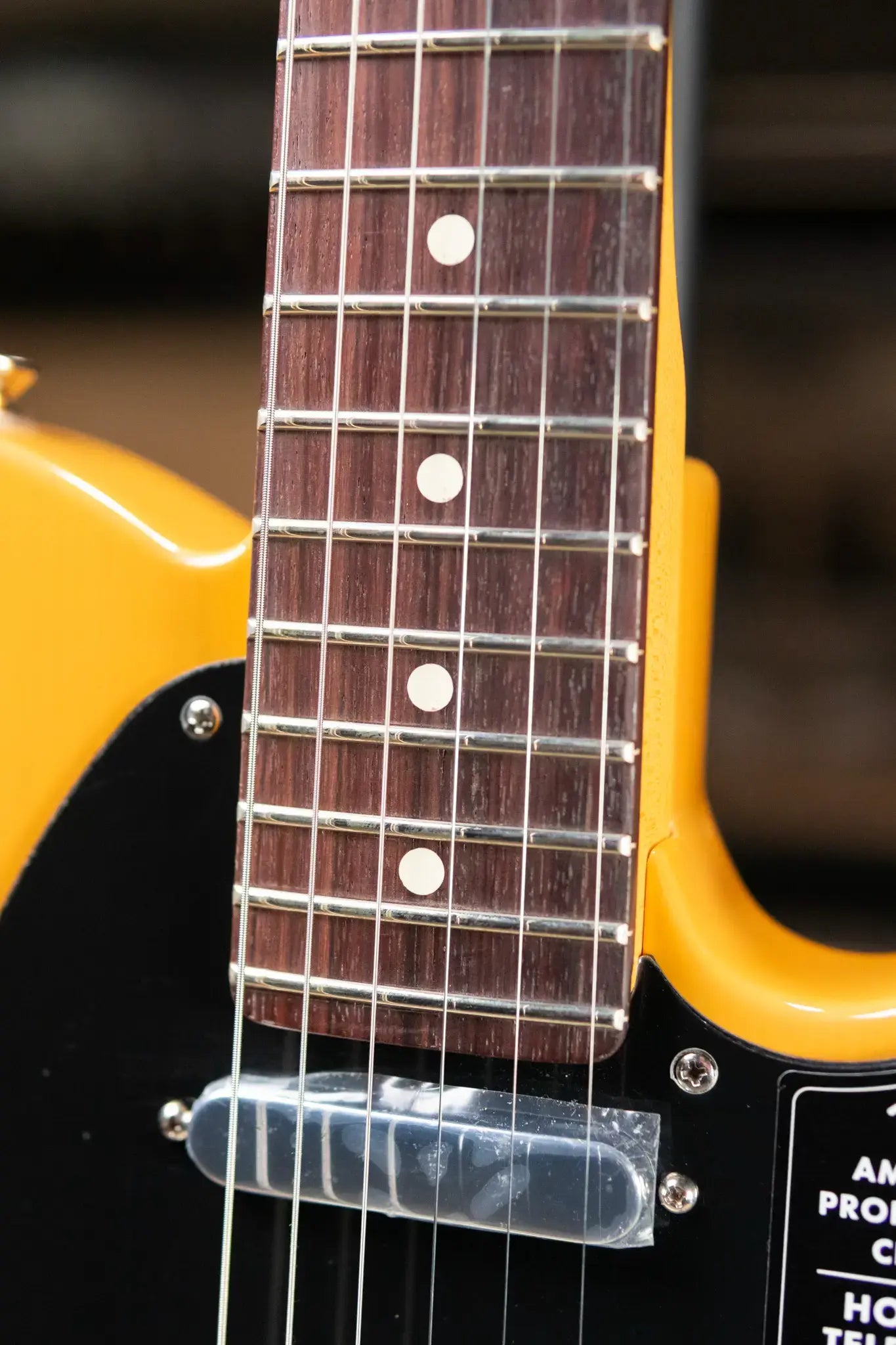 Fender American Professional Classic Hotshot Telecaster Electric Guitar - Butterscotch Blonde with Gig Bag