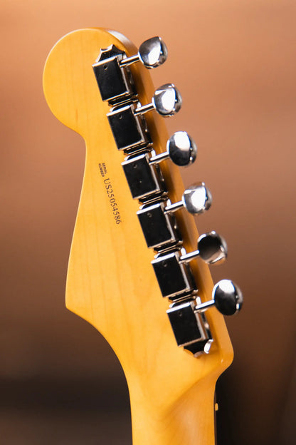 Fender American Professional Classic Stratocaster - Faded Black with Gig Bag