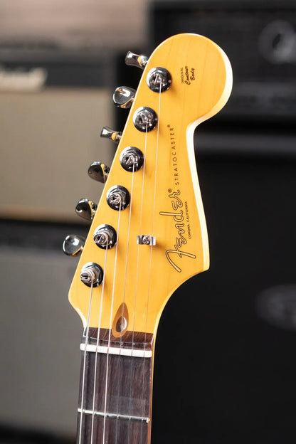 Fender American Professional Classic Stratocaster - Faded Dakota Red with Gig Bag