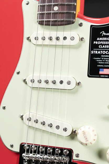 Fender American Professional Classic Stratocaster - Faded Dakota Red with Gig Bag