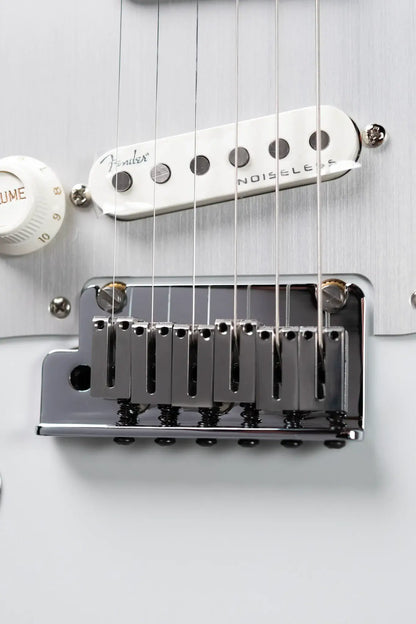 Fender American Ultra II Stratocaster Left Handed - Avalanche with Hardshell Case - Demo