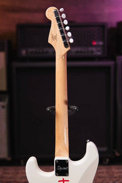 Squier Fender X Hello Kitty White Stratocaster with Gig Bag