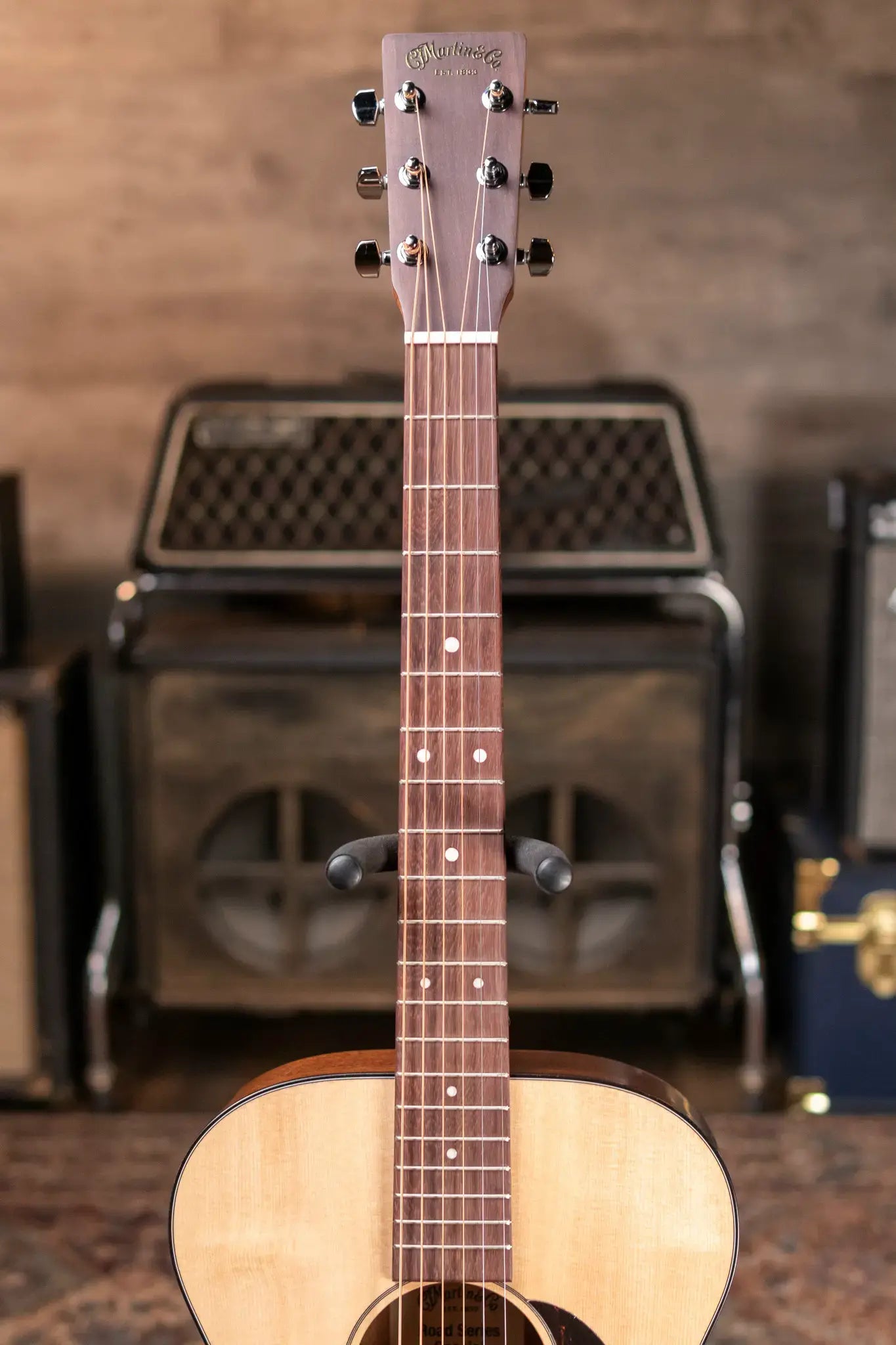 Martin 00-10E Special Acoustic/Electric with Gig Bag