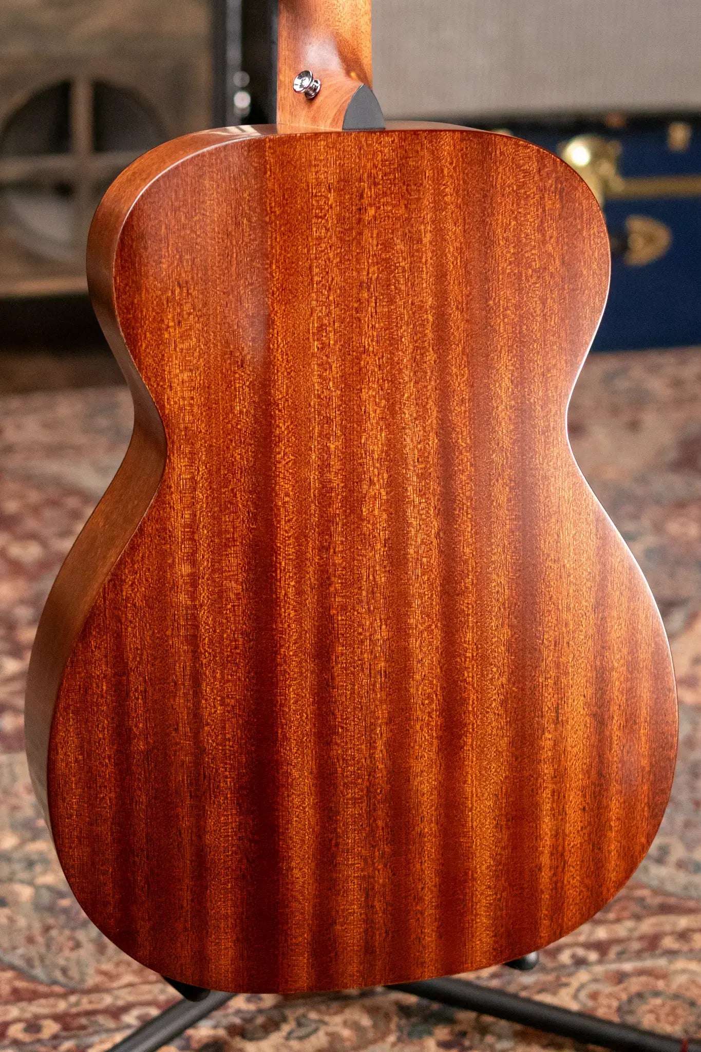 Martin 00-10E Special Acoustic/Electric with Gig Bag