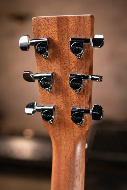 Martin 00-10E Special Acoustic/Electric with Gig Bag