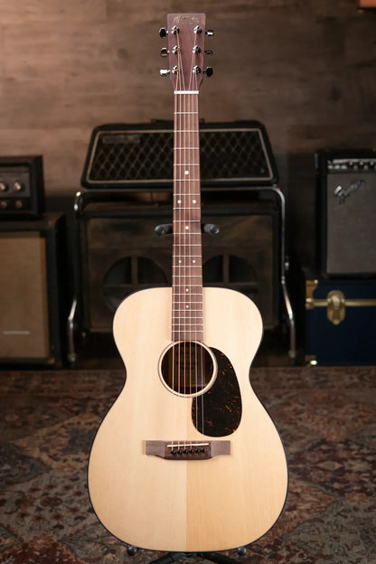 Martin 00-10E Special Acoustic/Electric with Gig Bag