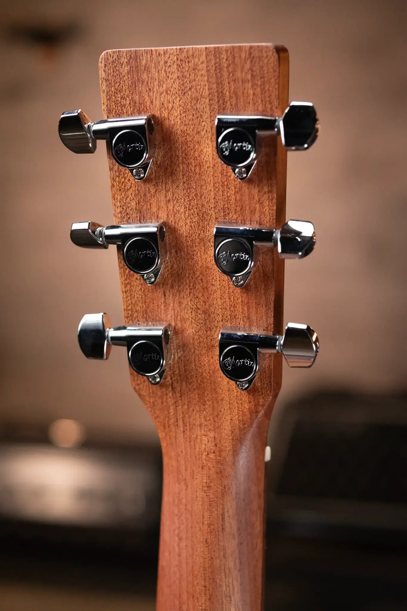 Martin 00-10E Special Acoustic/Electric with Gig Bag