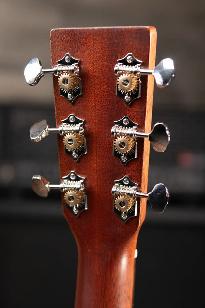 Martin 0-10E Retro Jason Isbell Signature Acoustic/Electric Guitar with Gig Bag