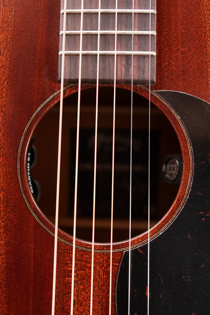 Martin 0-10E Retro Jason Isbell Signature Acoustic/Electric Guitar with Gig Bag