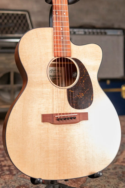 Martin OMC-10E Acoustic/Electric with Gig Bag