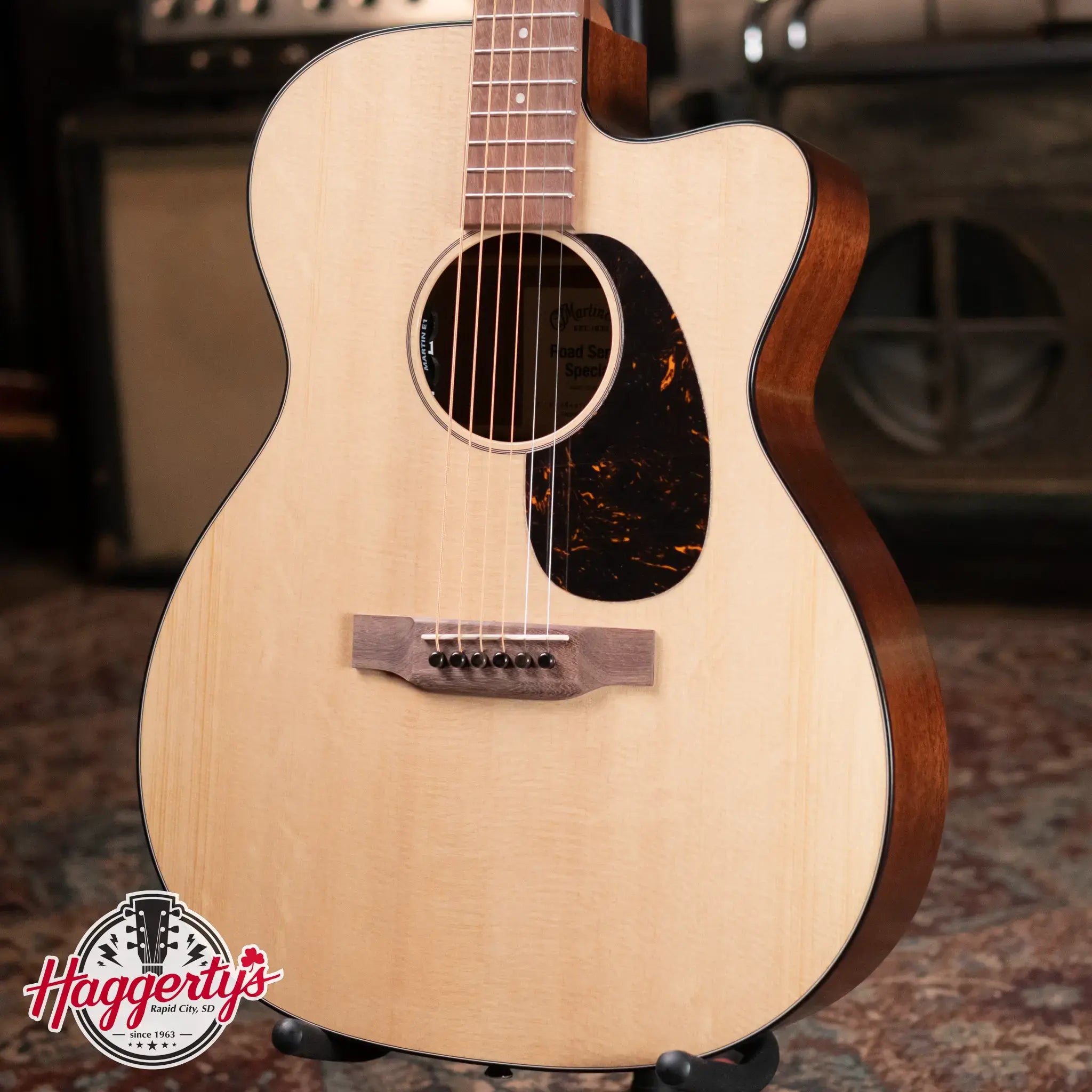 Martin OMC-10E Acoustic/Electric with Gig Bag