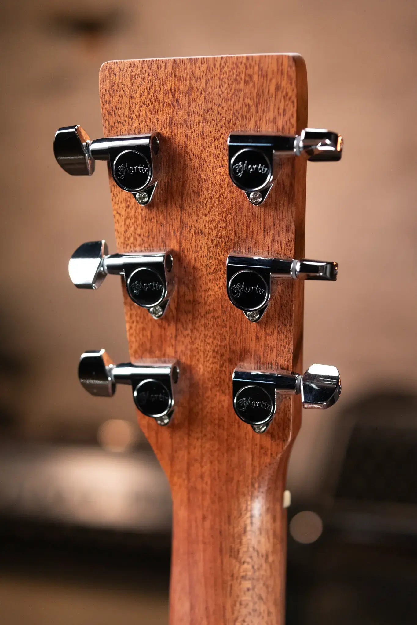 Martin OMC-10E Acoustic/Electric with Gig Bag