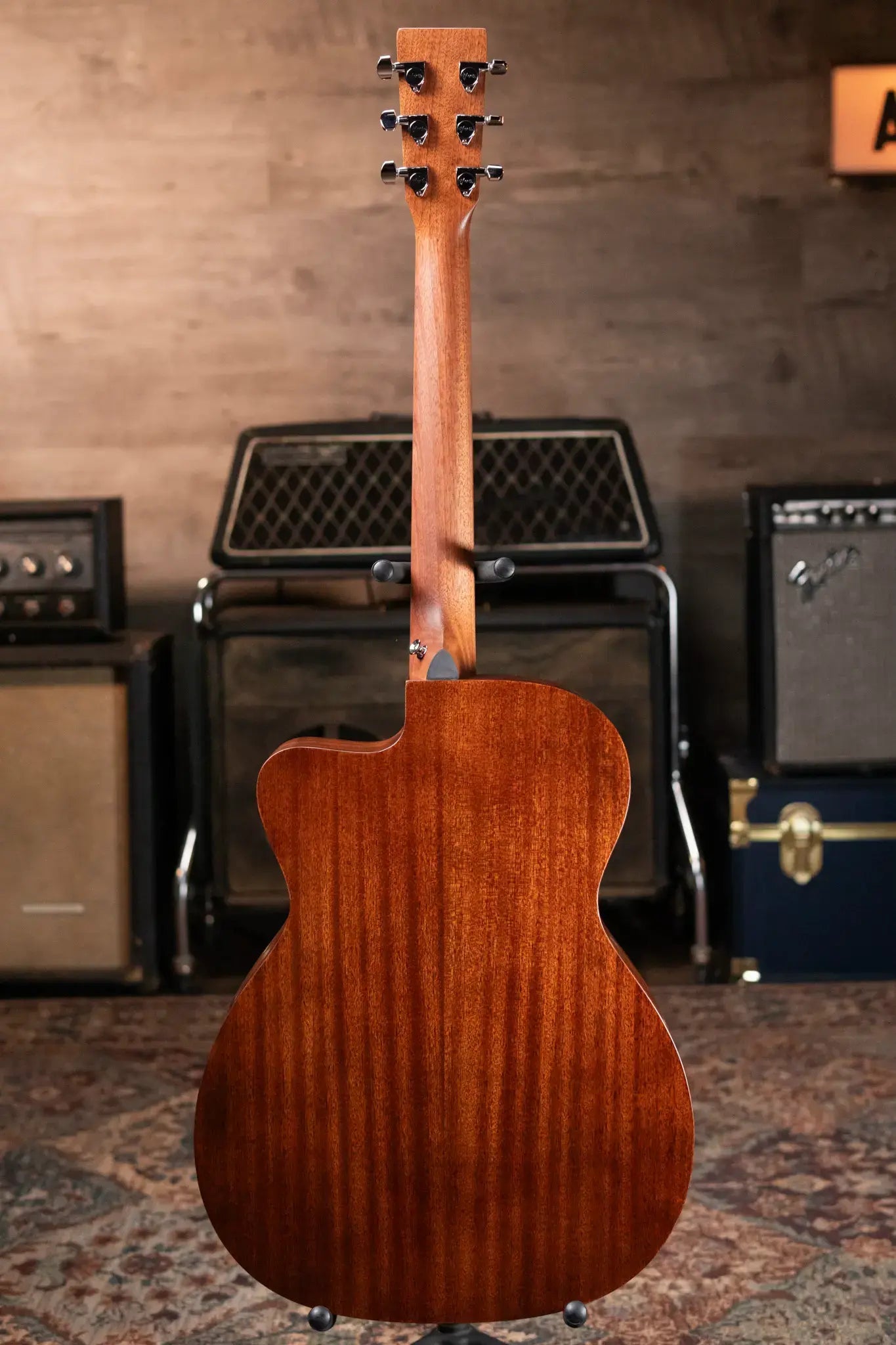 Martin OMC-10E Acoustic/Electric with Gig Bag