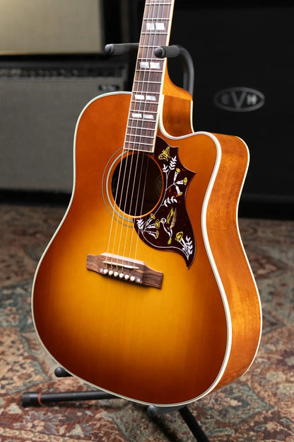 Gibson Hummingbird Standard EC Acoustic/Electric Guitar - Heritage Cherry Sunburst with Hardshell Case