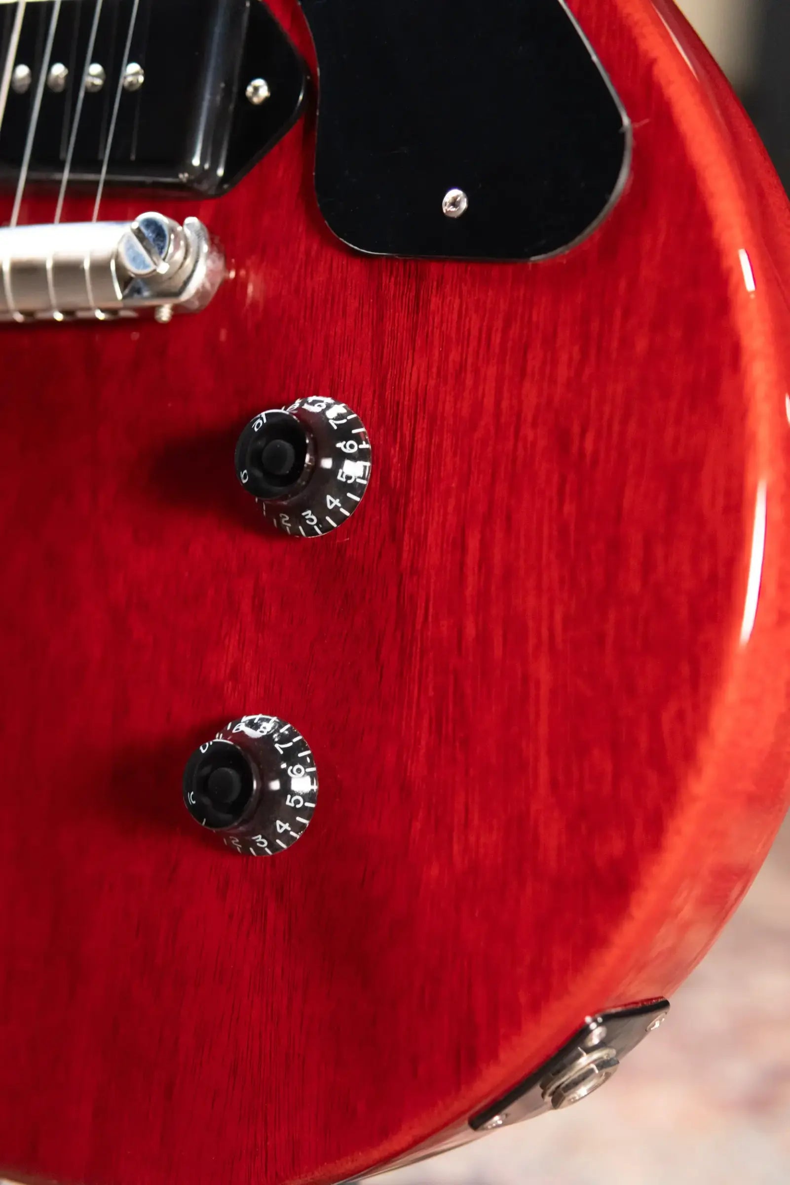 Gibson Les Paul Junior Double Cut Electric Guitar - Vintage Cherry with Hardshell Case