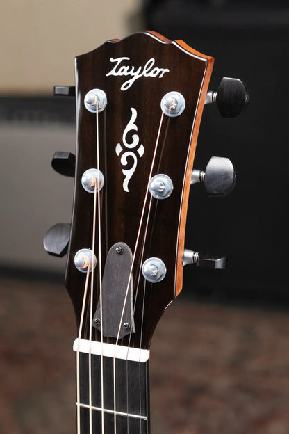 Taylor Gold Label 810e Dreadnought Acoustic/Electric Guitar with Hardshell Case