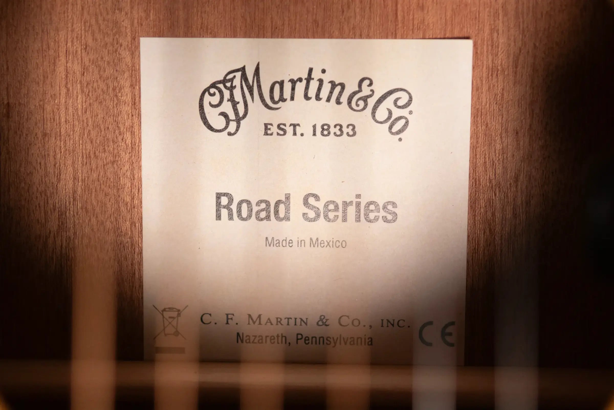 Martin 000-12E Retro Acoustic/Electric Guitar - Spruce/Sapele with Gig Bag