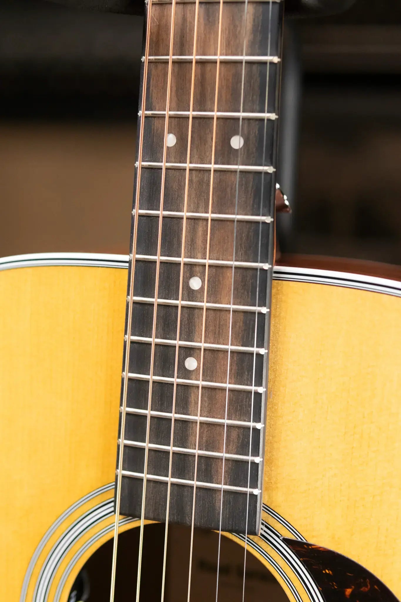 Martin 000-13E Retro Acoustic/Electric Guitar - Spruce/Walnut with Gig Bag