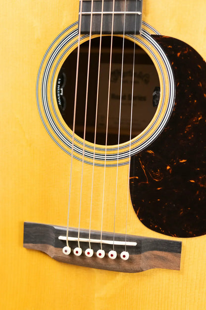 Martin 000-13E Retro Acoustic/Electric Guitar - Spruce/Walnut with Gig Bag