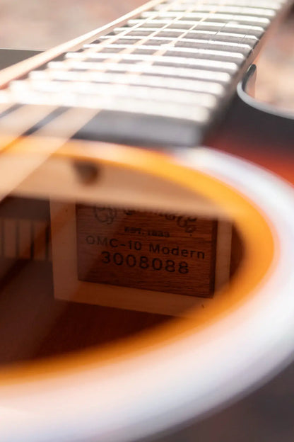 Martin OMC-10E Modern Acoustic/Electric Guitar - 1935 Sunburst with Gig Bag