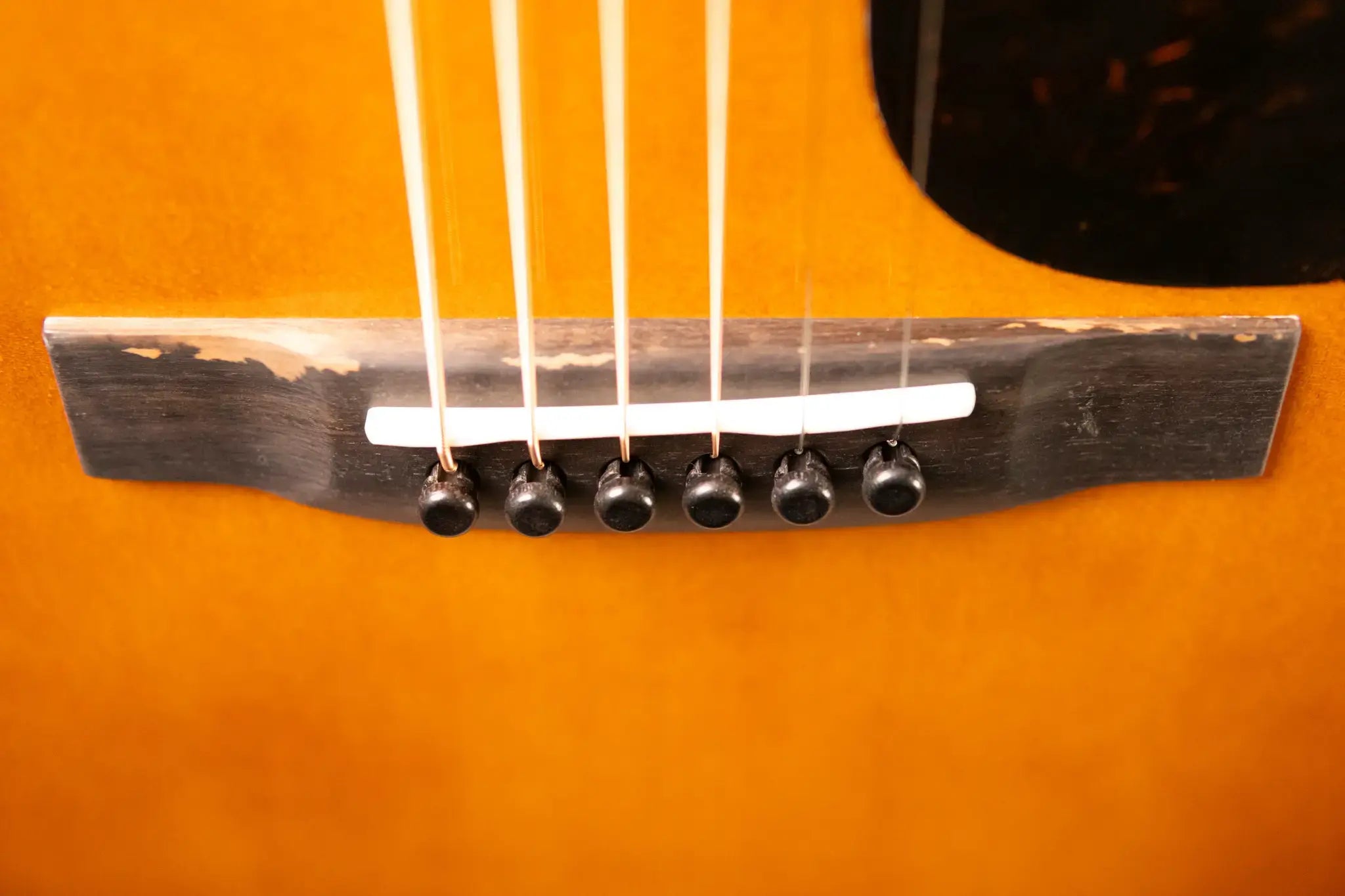 Martin D-18 Molly Tuttle Signature Acoustic Guitar - Vintage Sunburst with Hardshell Case