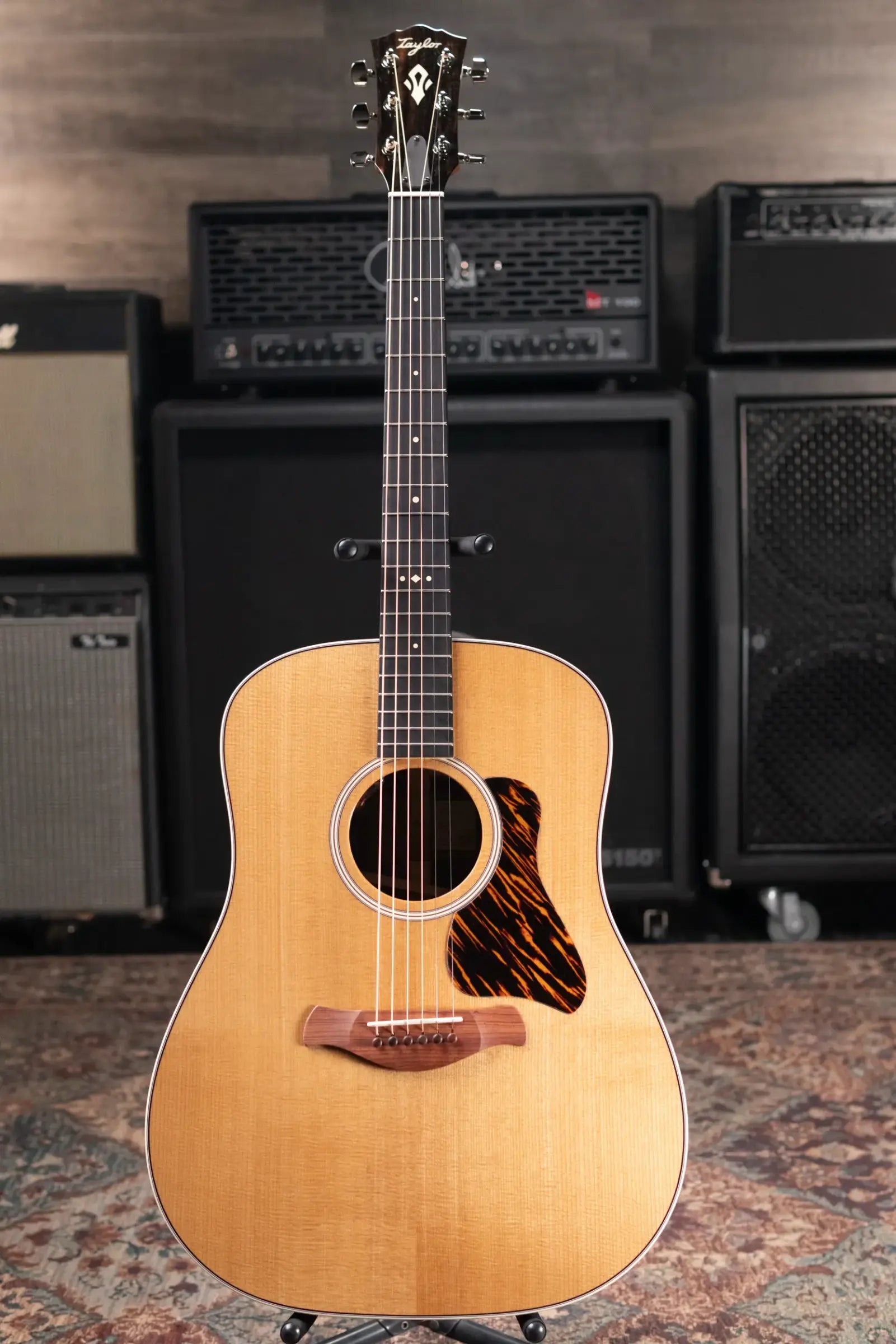 Taylor Gold Label 710e Dreadnought Acoustic/Electric Guitar with Hardshell Case