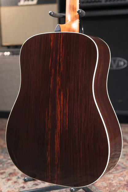 Taylor Gold Label 710e Dreadnought Acoustic/Electric Guitar with Hardshell Case