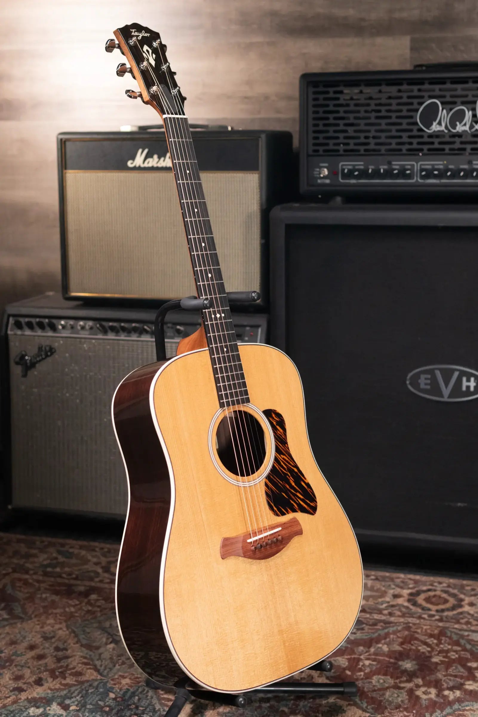 Taylor Gold Label 710e Dreadnought Acoustic/Electric Guitar with Hardshell Case