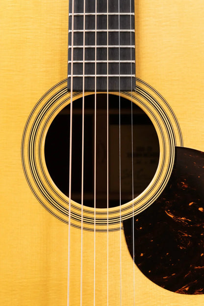 Martin 000-28 Shawn Mendes Signature Acoustic Guitar with Hardshell Case