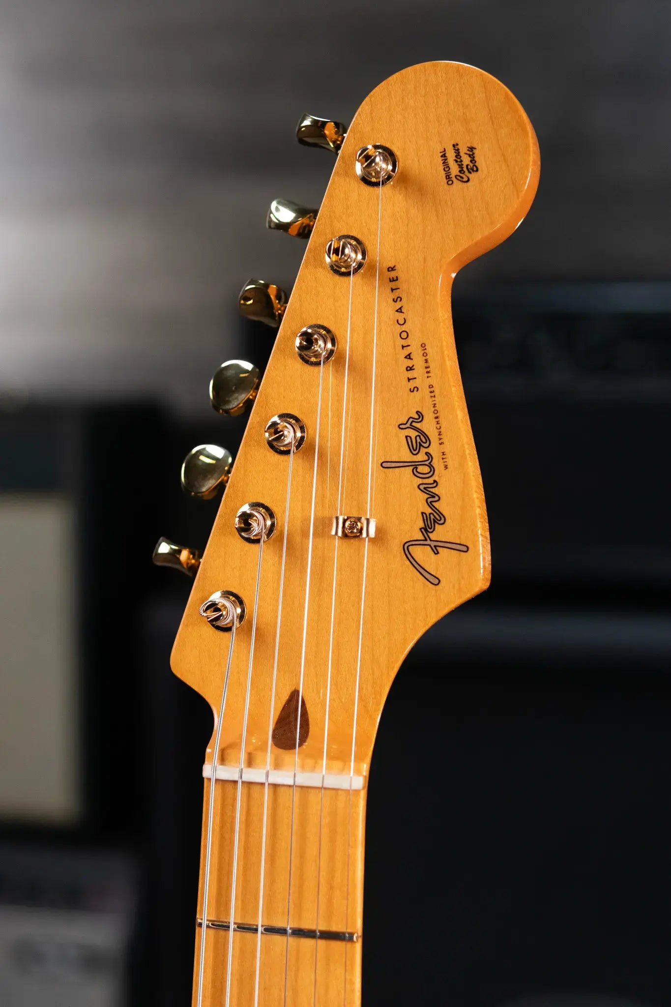 Fender Limited Edition Vintera III Late '50s Stratocaster Electric Guitar - White Blonde with Gig Bag