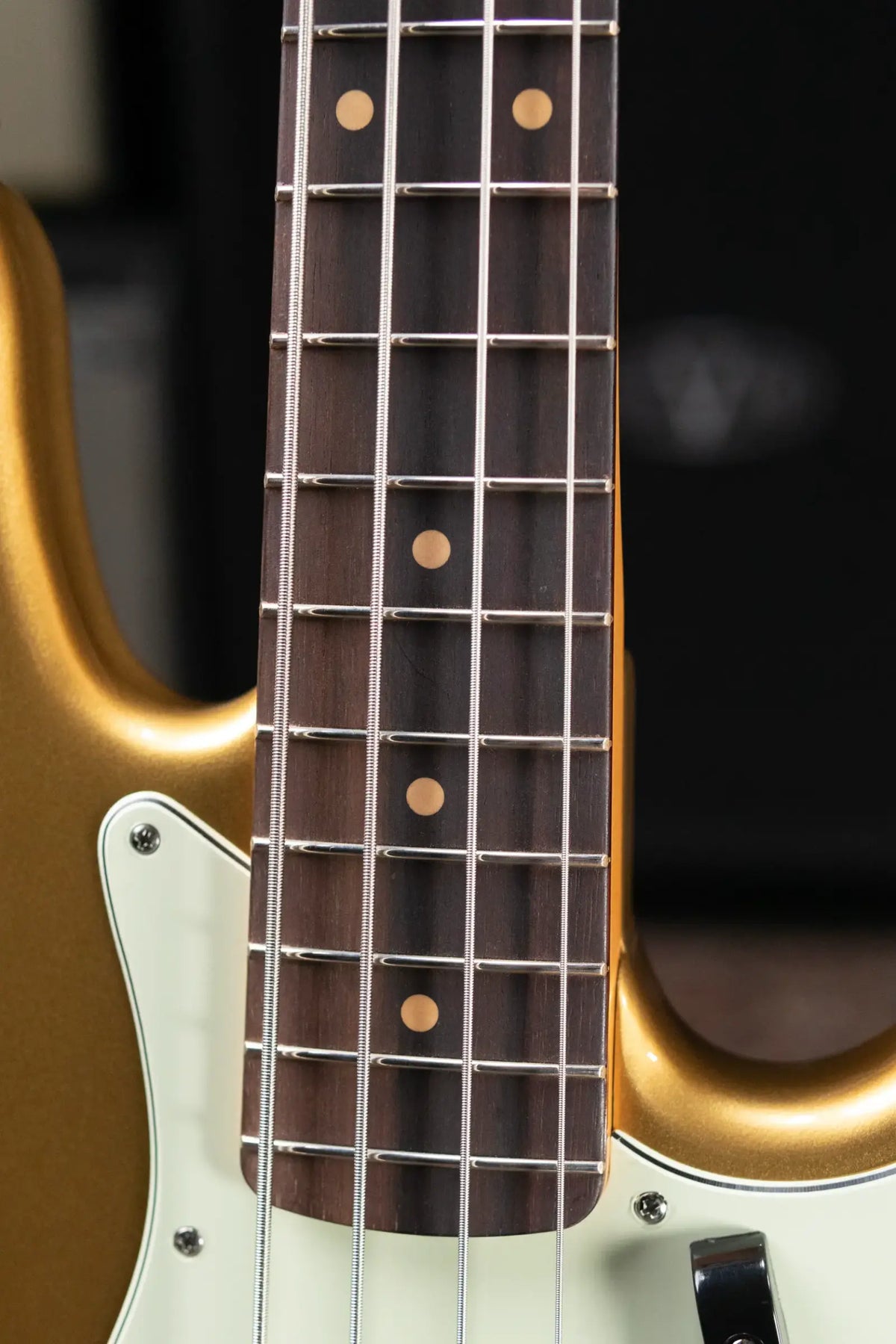 Fender Vintera III Early '60s Jazz Bass - Aztec Gold with Gig Bag - Demo