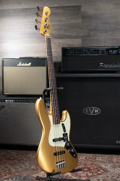 Fender Vintera III Early '60s Jazz Bass - Aztec Gold with Gig Bag - Demo