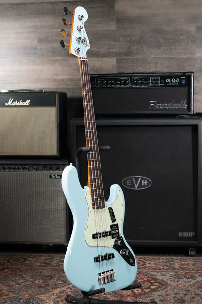 Fender Vintera III Early '60s Jazz Bass - Sonic Blue with Gig Bag