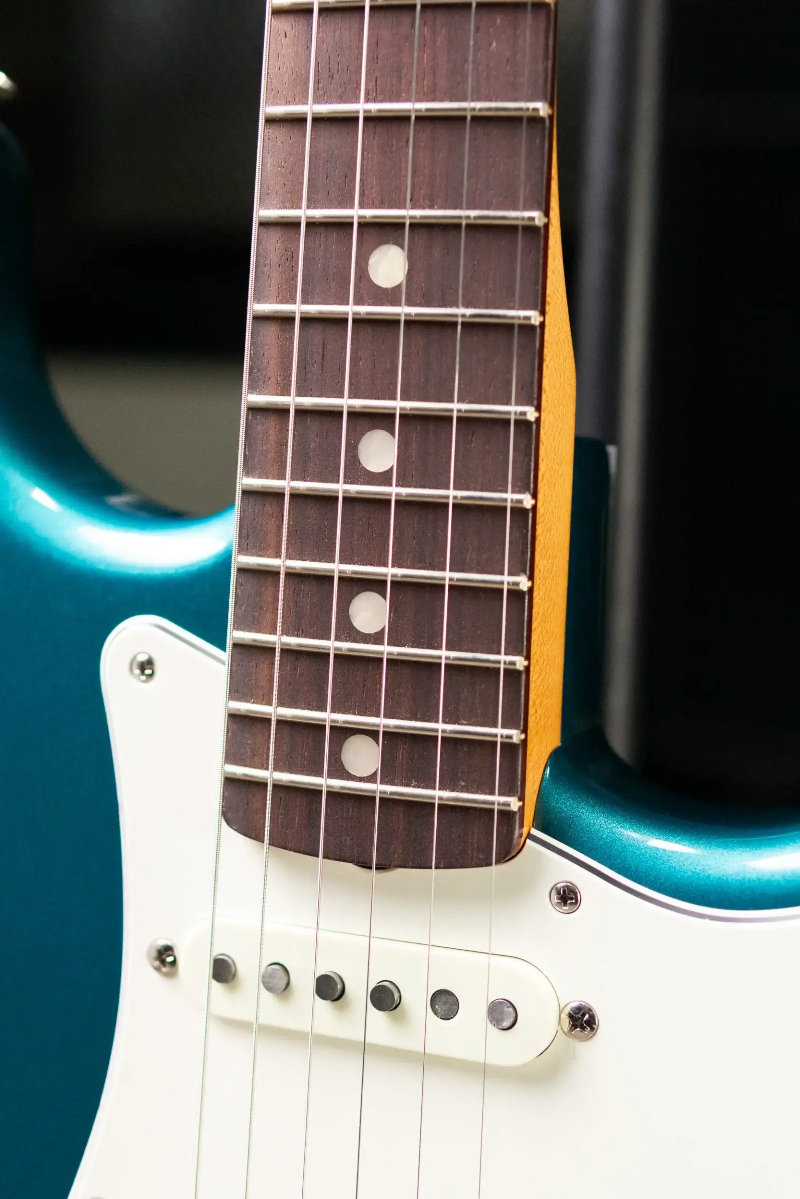 Fender Vintera III Late '60s Stratocaster Electric Guitar - Ocean Turquoise with Gig Bag