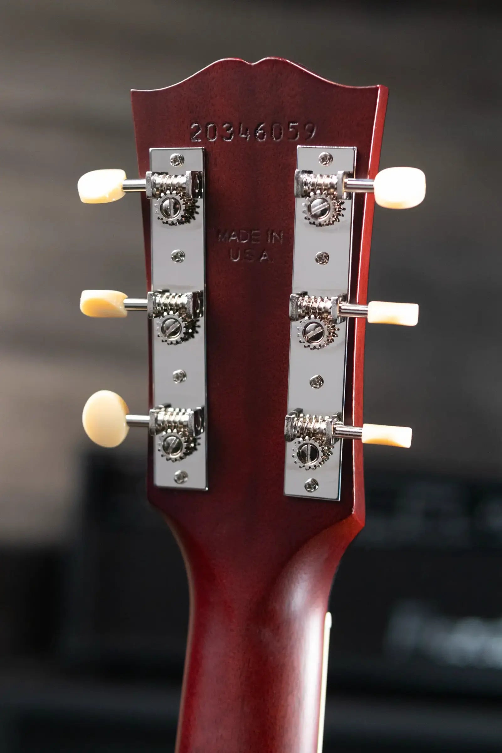 Gibson Century Collection J-185 12 Fret Acoustic Guitar - Vintage Sunburst with Hardshell Case