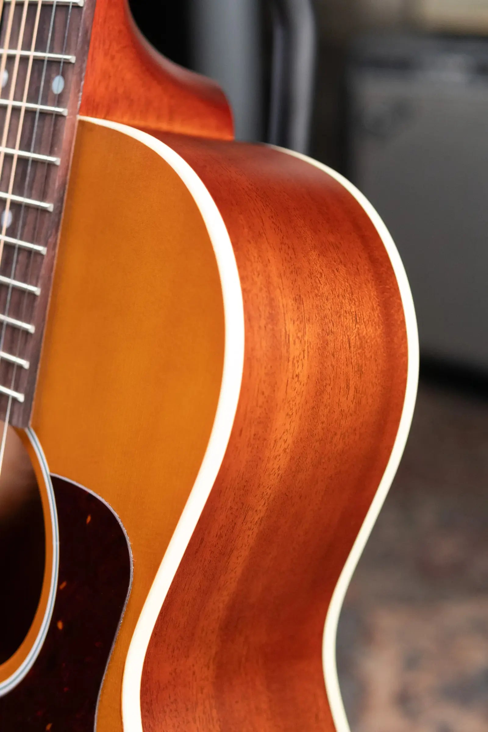 Gibson Century Collection L-00 12-Fret Acoustic Guitar - Vintage Amber with Hardshell Case