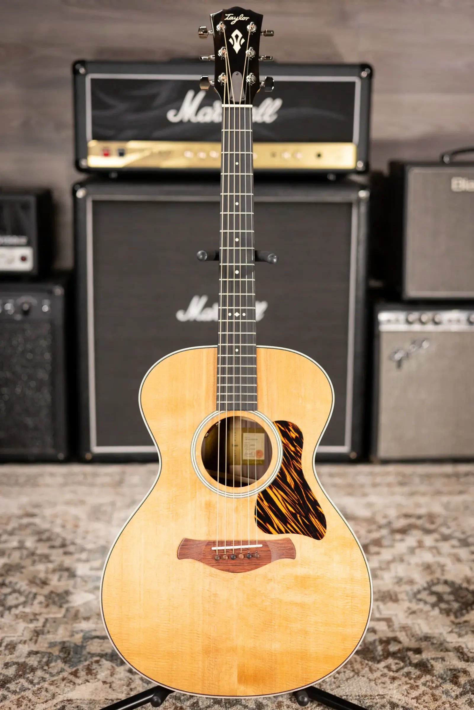 Taylor Gold Label 712e Grand Concert Acoustic/Electric Guitar - Natural with Hardshell Case
