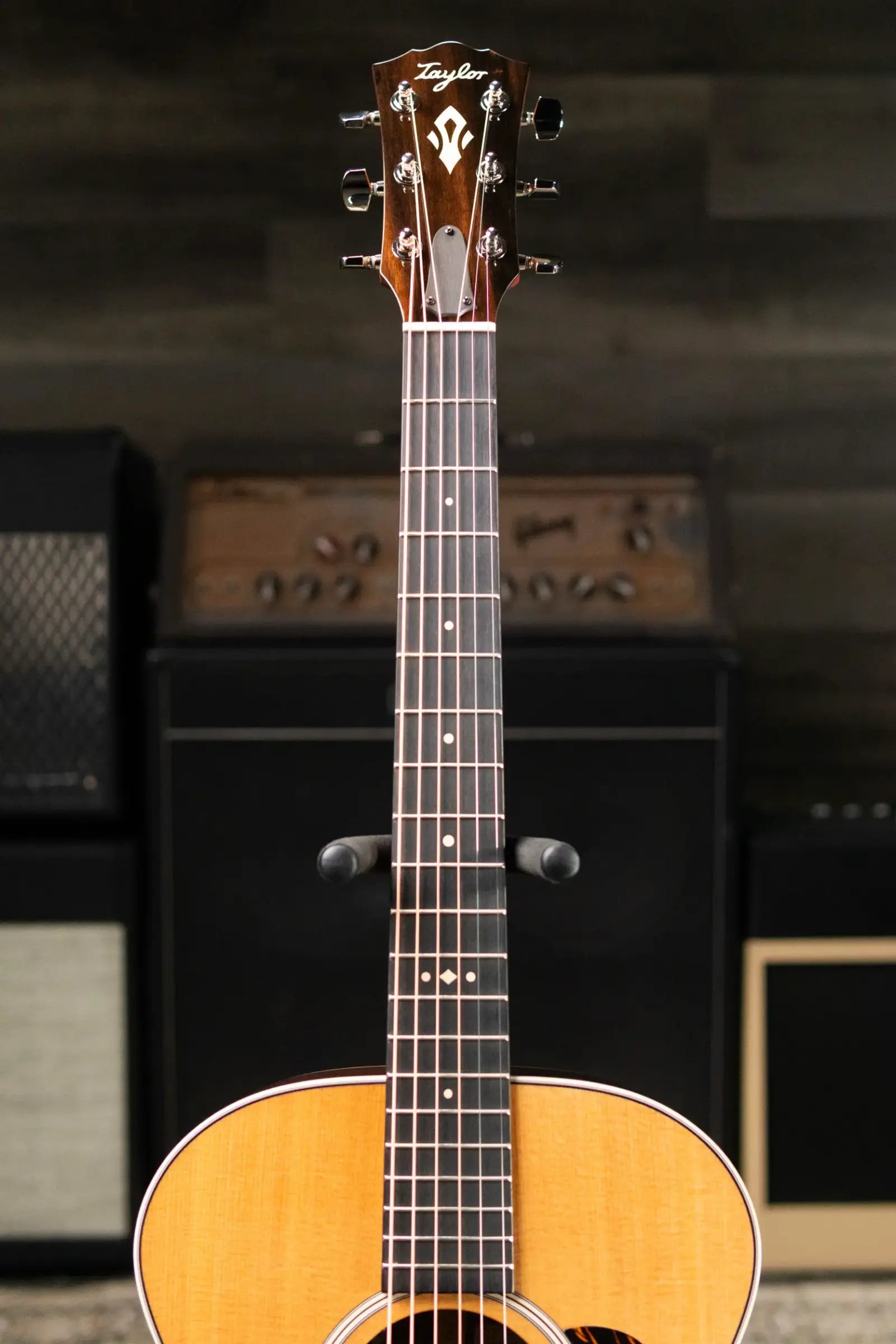 Taylor Gold Label 712e Grand Concert Acoustic/Electric Guitar - Natural with Hardshell Case