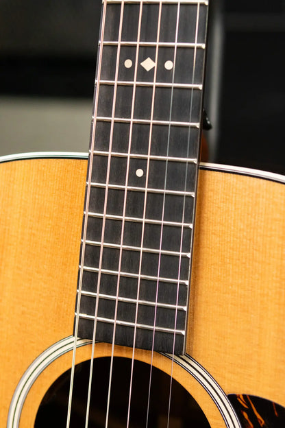 Taylor Gold Label 712e Grand Concert Acoustic/Electric Guitar - Natural with Hardshell Case