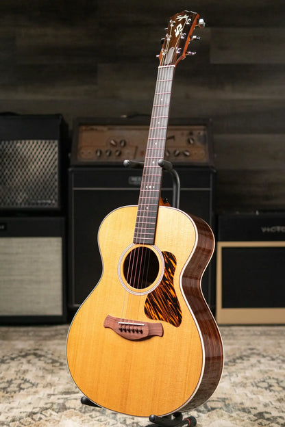 Taylor Gold Label 712e Grand Concert Acoustic/Electric Guitar - Natural with Hardshell Case