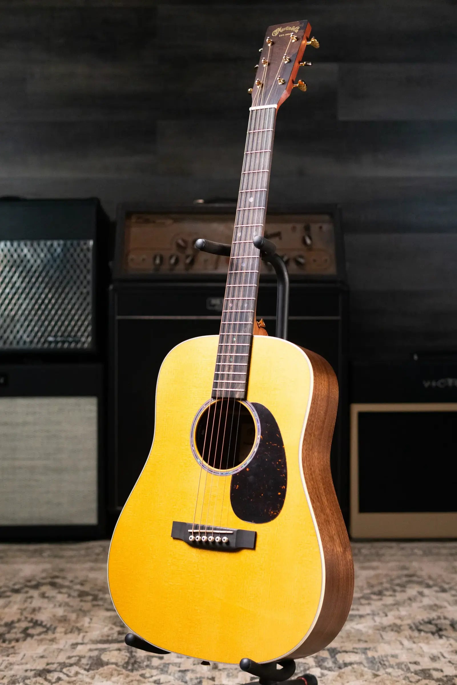 Martin D Jr-E Dreadnought Junior Walnut Acoustic/Electric Guitar with Gig Bag