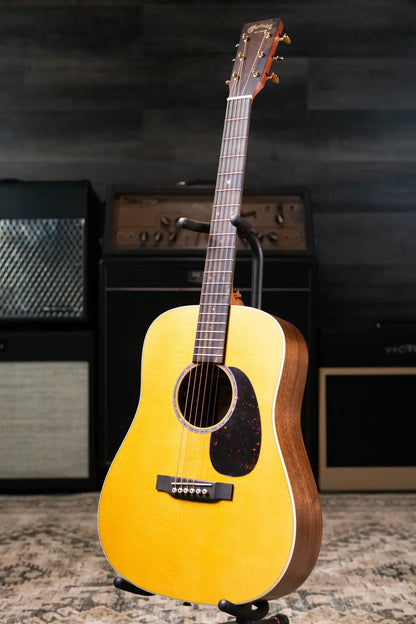 Martin D Jr-E Dreadnought Junior Walnut Acoustic/Electric Guitar with Gig Bag