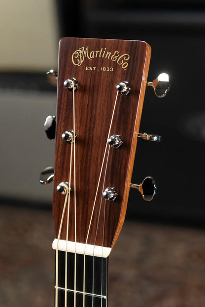 Martin Custom Shop 0-28 Limited Edition Acoustic Guitar with Hardshell Case