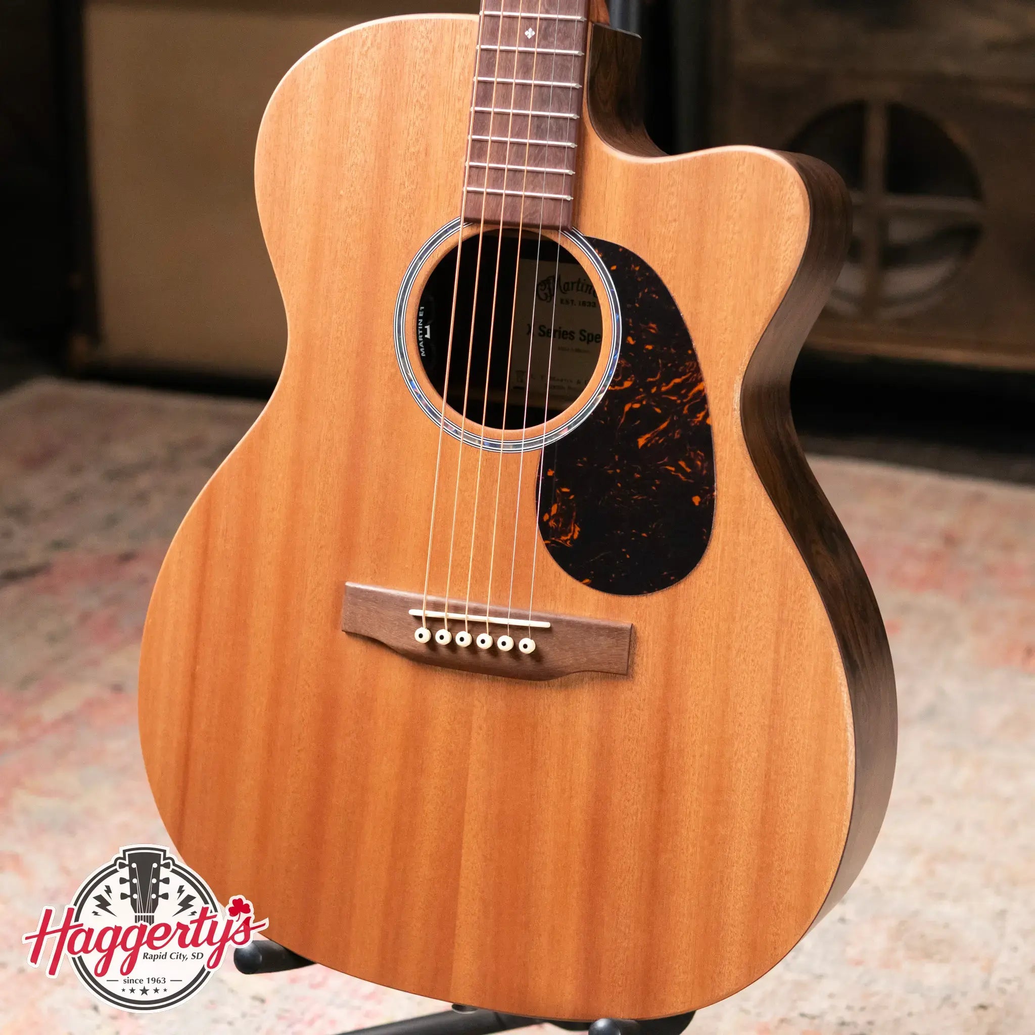 Martin OMC-X2E Ziricote Special Acoustic/Electric Guitar with Gig Bag