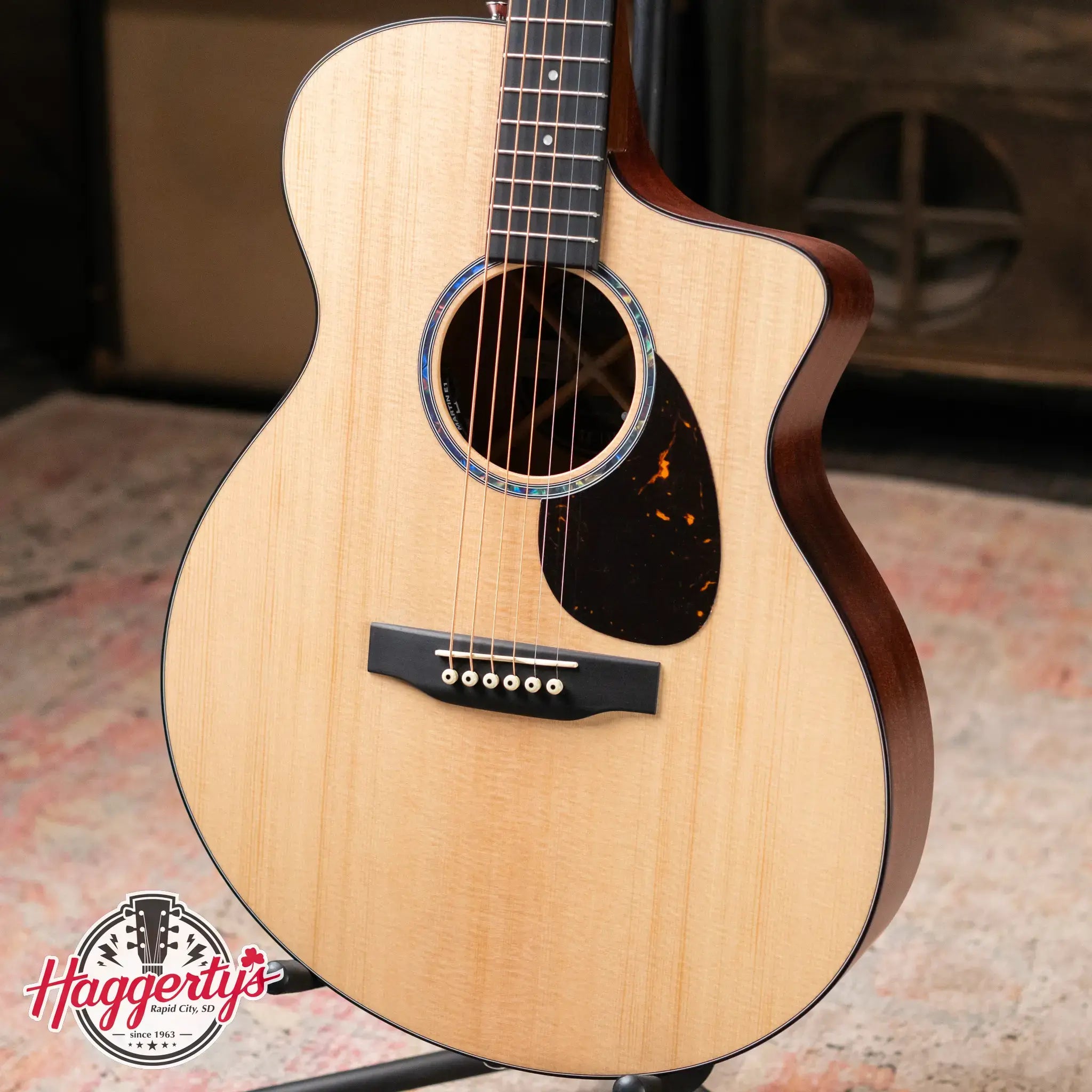 Martin SC-10E Spruce Acoustic/Electric Guitar with Gig Bag