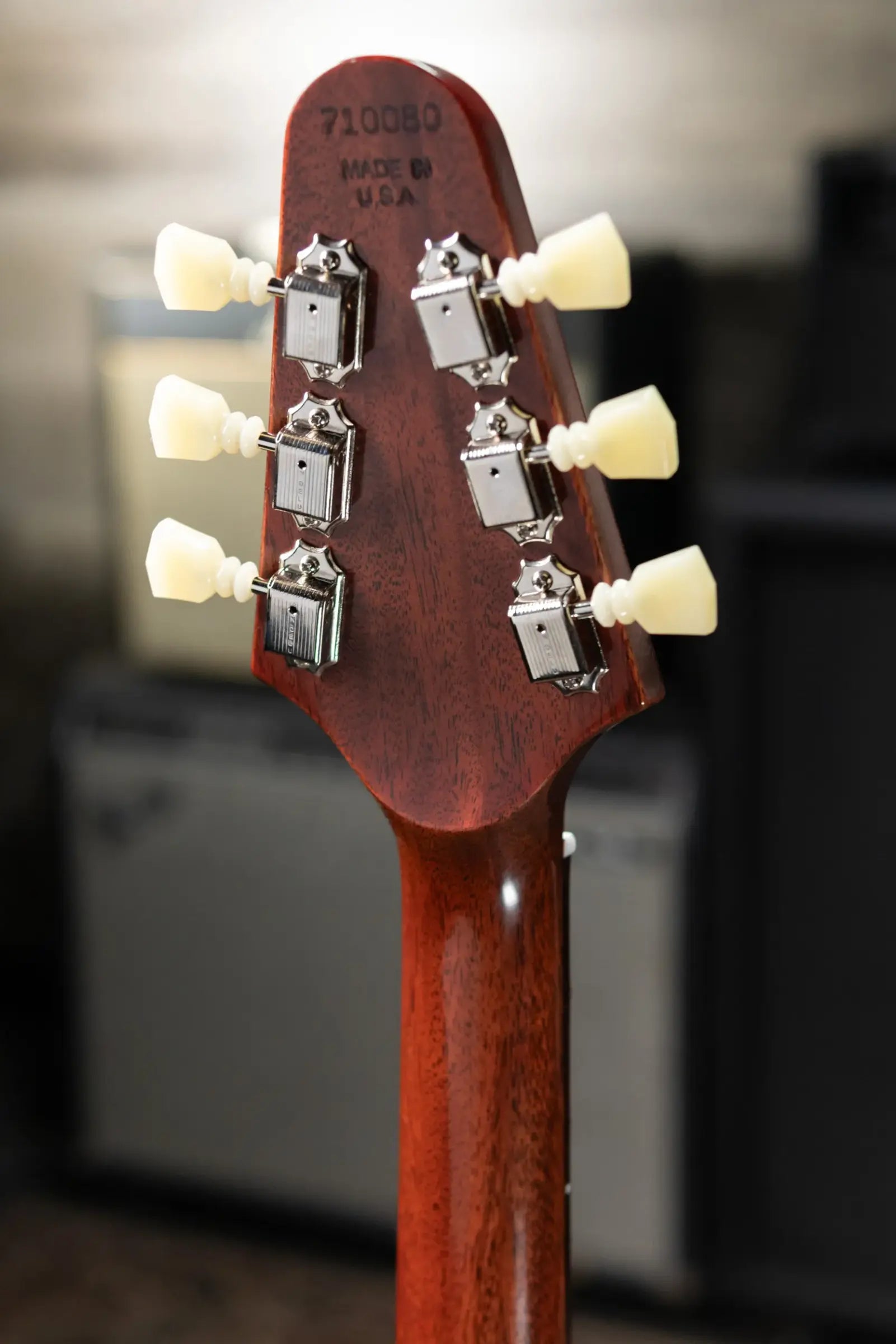 Gibson Custom Shop 1971 Flying V Medallion Reissue Electric Guitar - Medallion Cherry with Hardshell Case